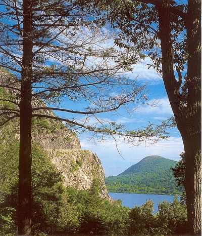 Storm King Mountain